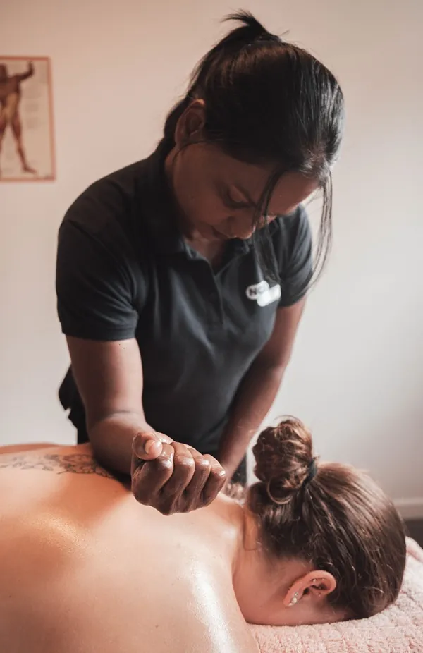 Deep tissue massage bij Solanya Massage